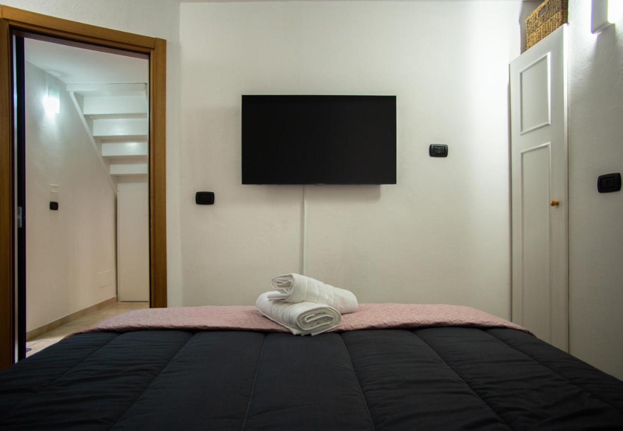 Casa Colombo - The Fab Stay Brindisi Eksteriør bilde