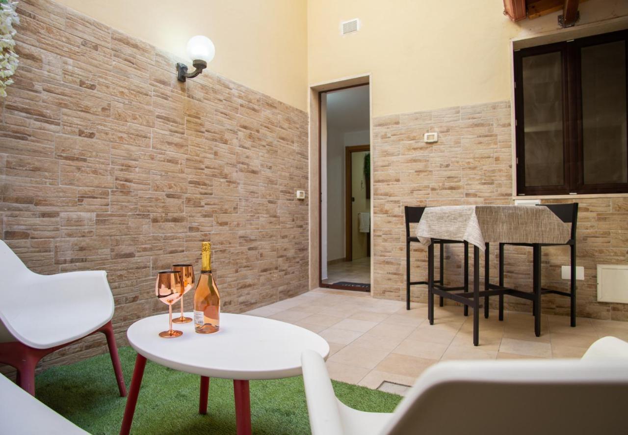 Casa Colombo - The Fab Stay Brindisi Eksteriør bilde
